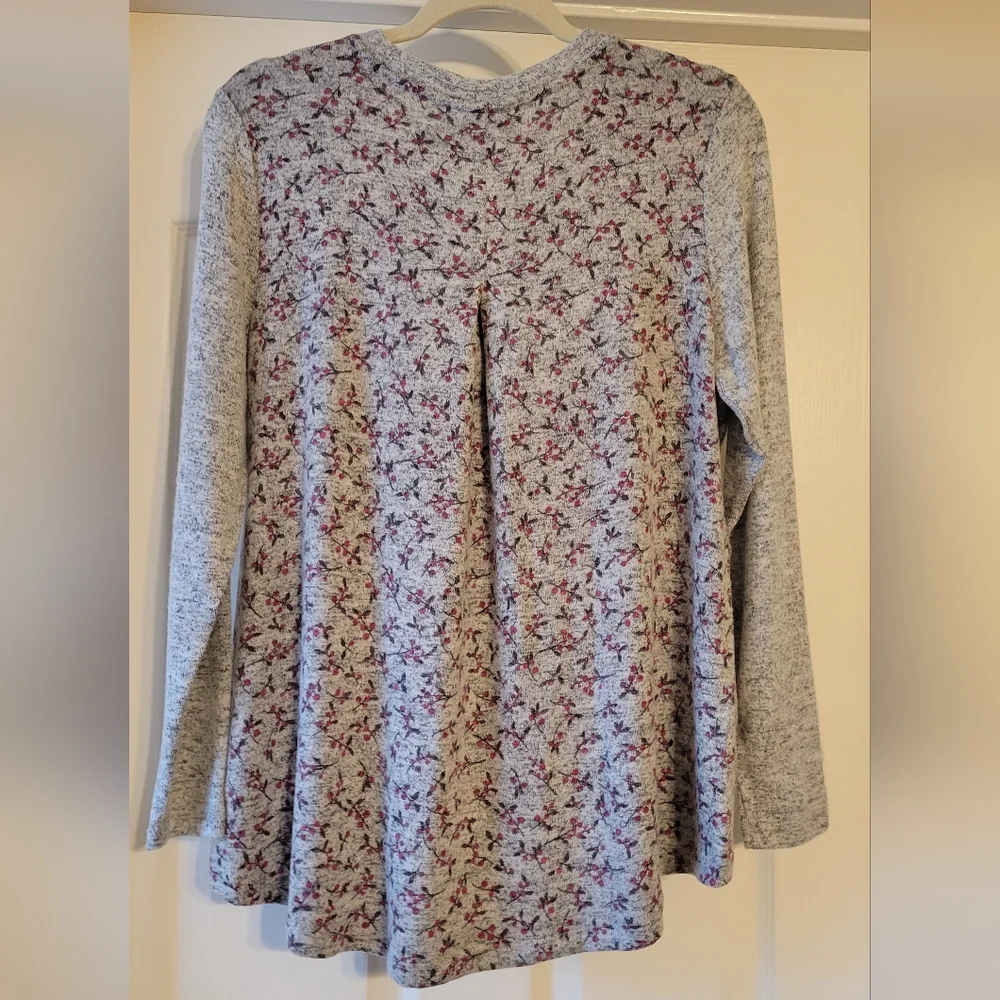NWOT Bobeau Women's Marled Front Patterned Back Knit top - Picture 7 of 7